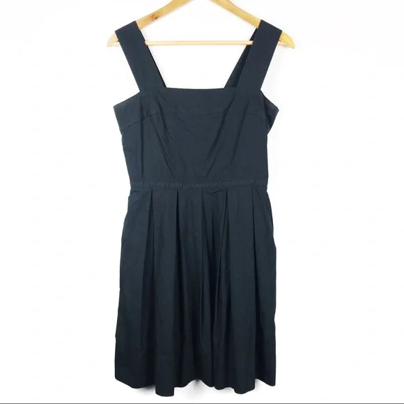GAP Black Sleeveless Pleated Dress - Picture 1 of 8